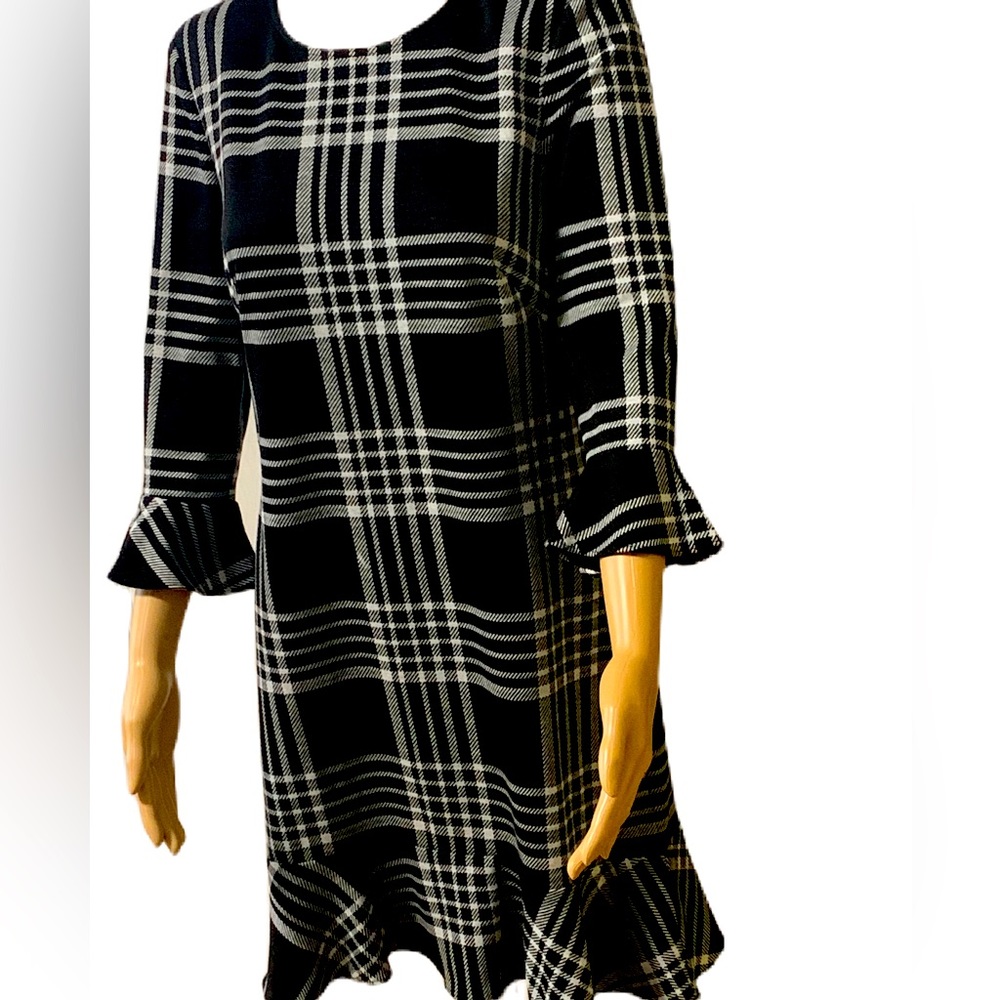 CHAPS- Plaid Black and White Dress